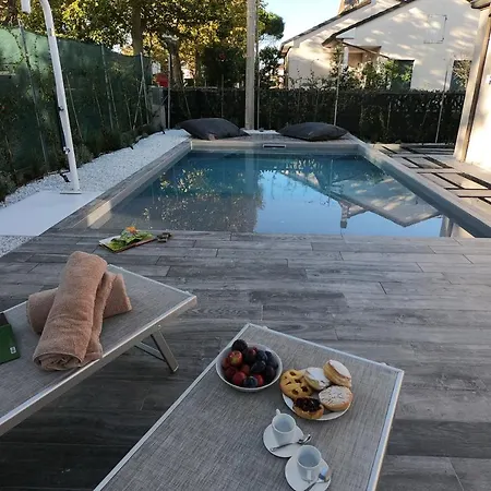 Luxury Cervia, 2 With 1 Swimming Pool Апартаменты