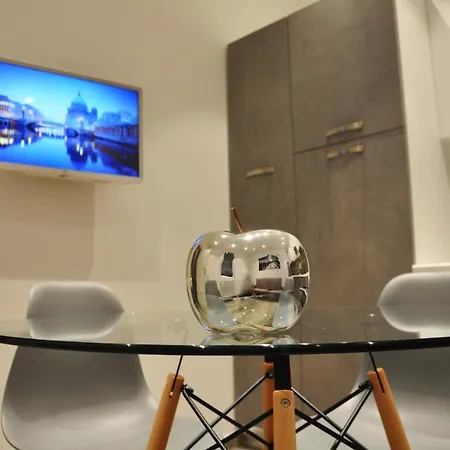 Luxury 2 With Swimming Pool *