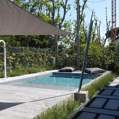 Luxury 2 With Swimming Pool Apartment Cervia